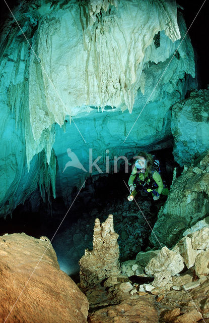 Cueva Taina