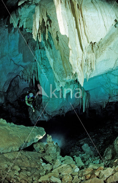 Cueva Taina