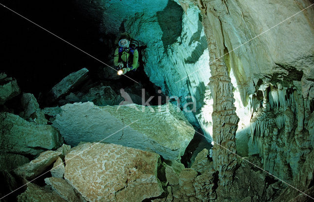 Cueva Taina