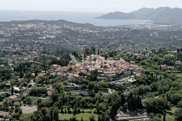 Mougins