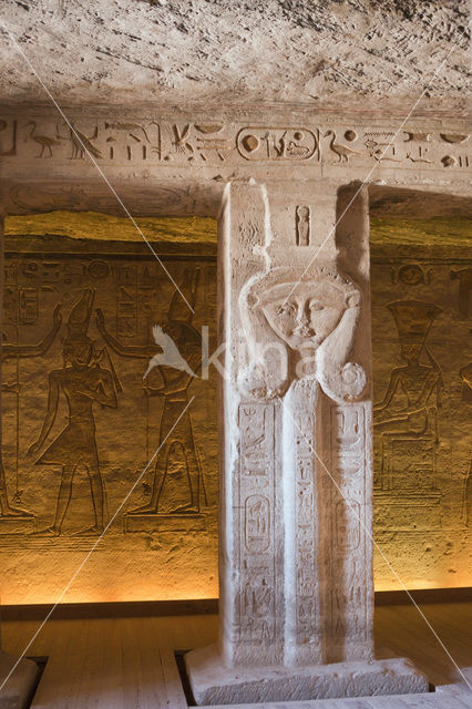 Tempel van Hathor en Nefertari