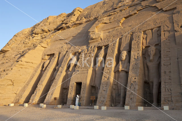 Tempel van Hathor en Nefertari