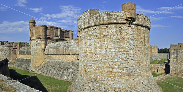 Forteresse de Salses